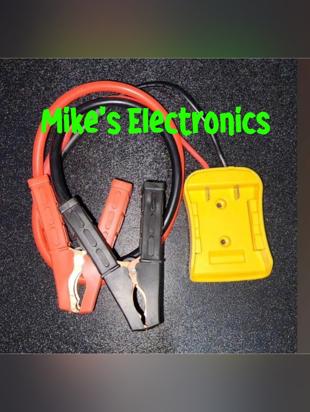 "DeW Yellow" jump start pack. Requires 20 v "DeW Yellow" lithium battery.